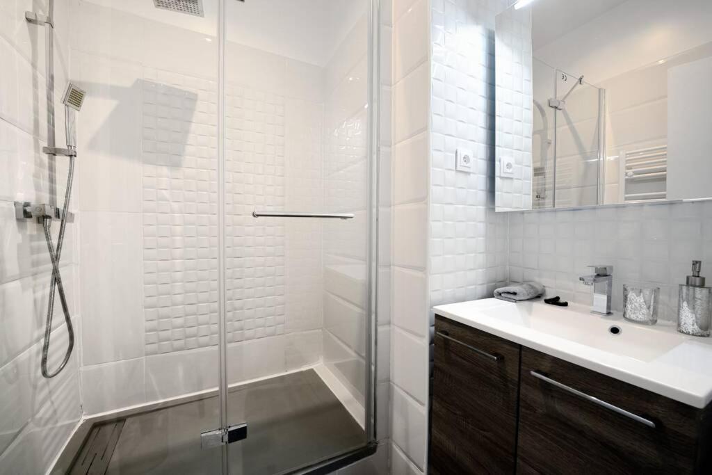 La Ciotat - Magnifique Appartement Climatise Sur Le Port Luaran gambar