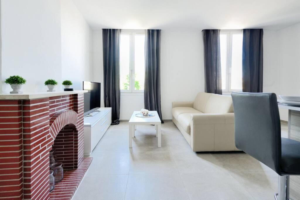 La Ciotat - Magnifique Appartement Climatise Sur Le Port Luaran gambar
