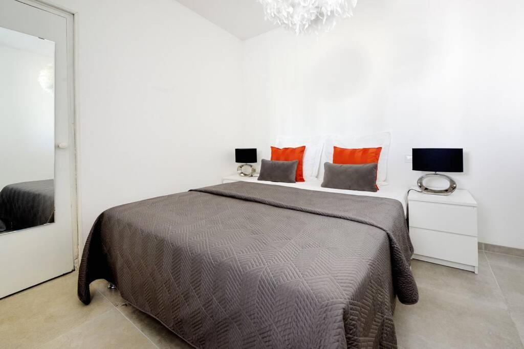 La Ciotat - Magnifique Appartement Climatise Sur Le Port Luaran gambar